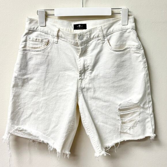 7 For All Mankind High Waisted Distressed Denim Boyfriend Short White women 29 - Picture 2 of 5